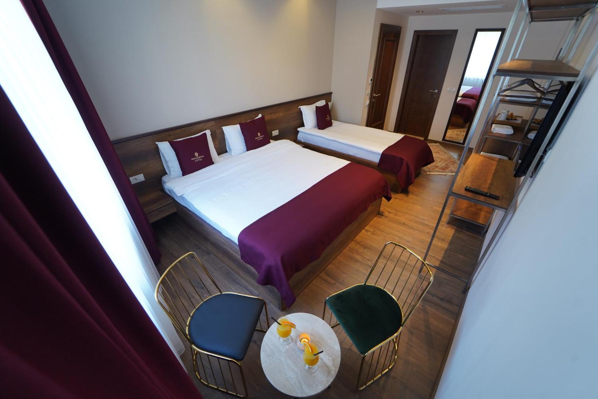 Monarch Hotel Prizren Kültér fotó