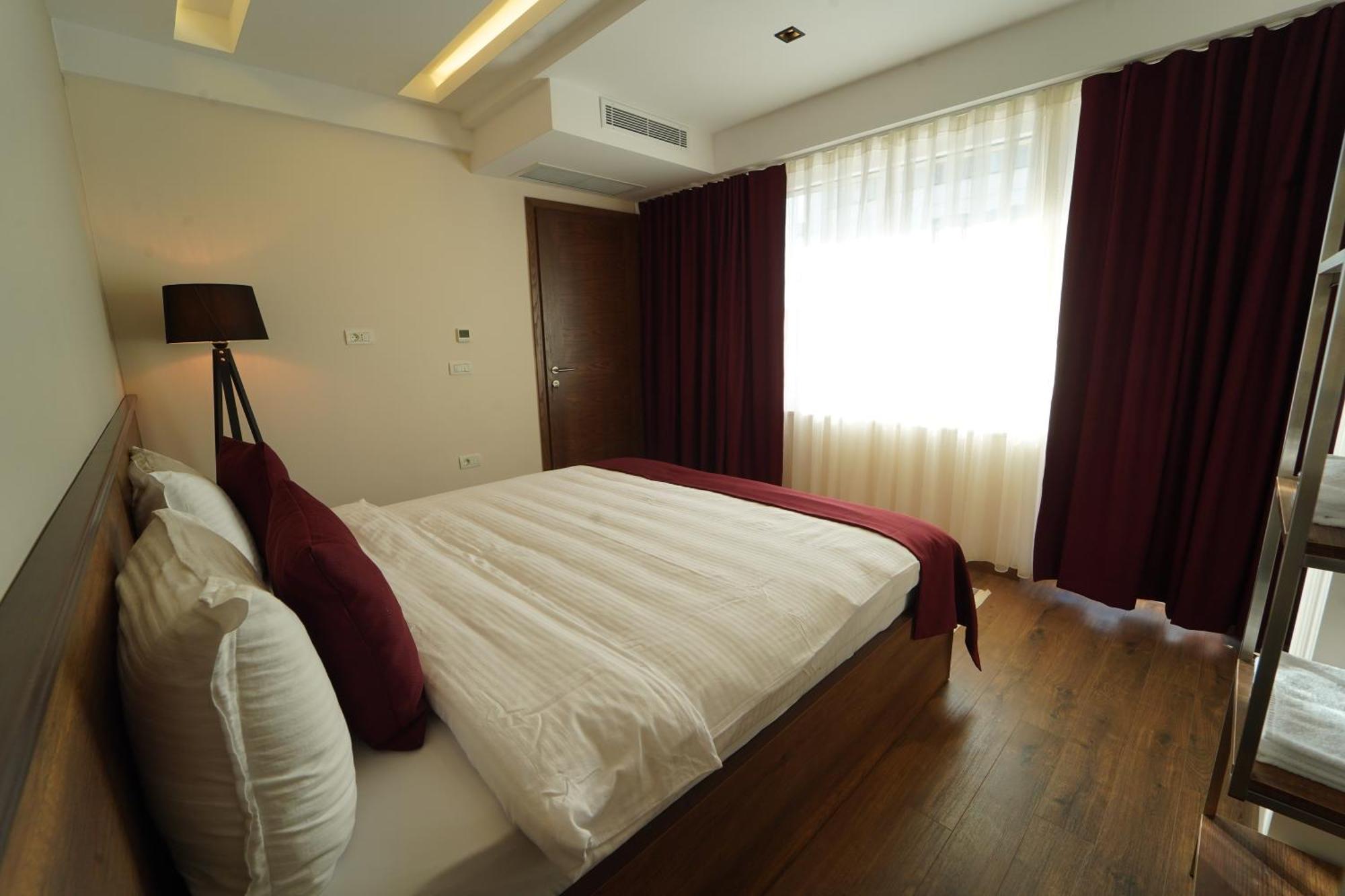 Monarch Hotel Prizren Kültér fotó