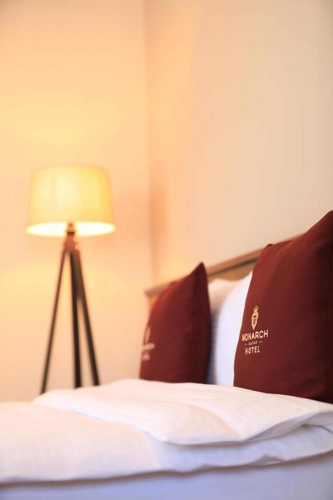 Monarch Hotel Prizren Kültér fotó