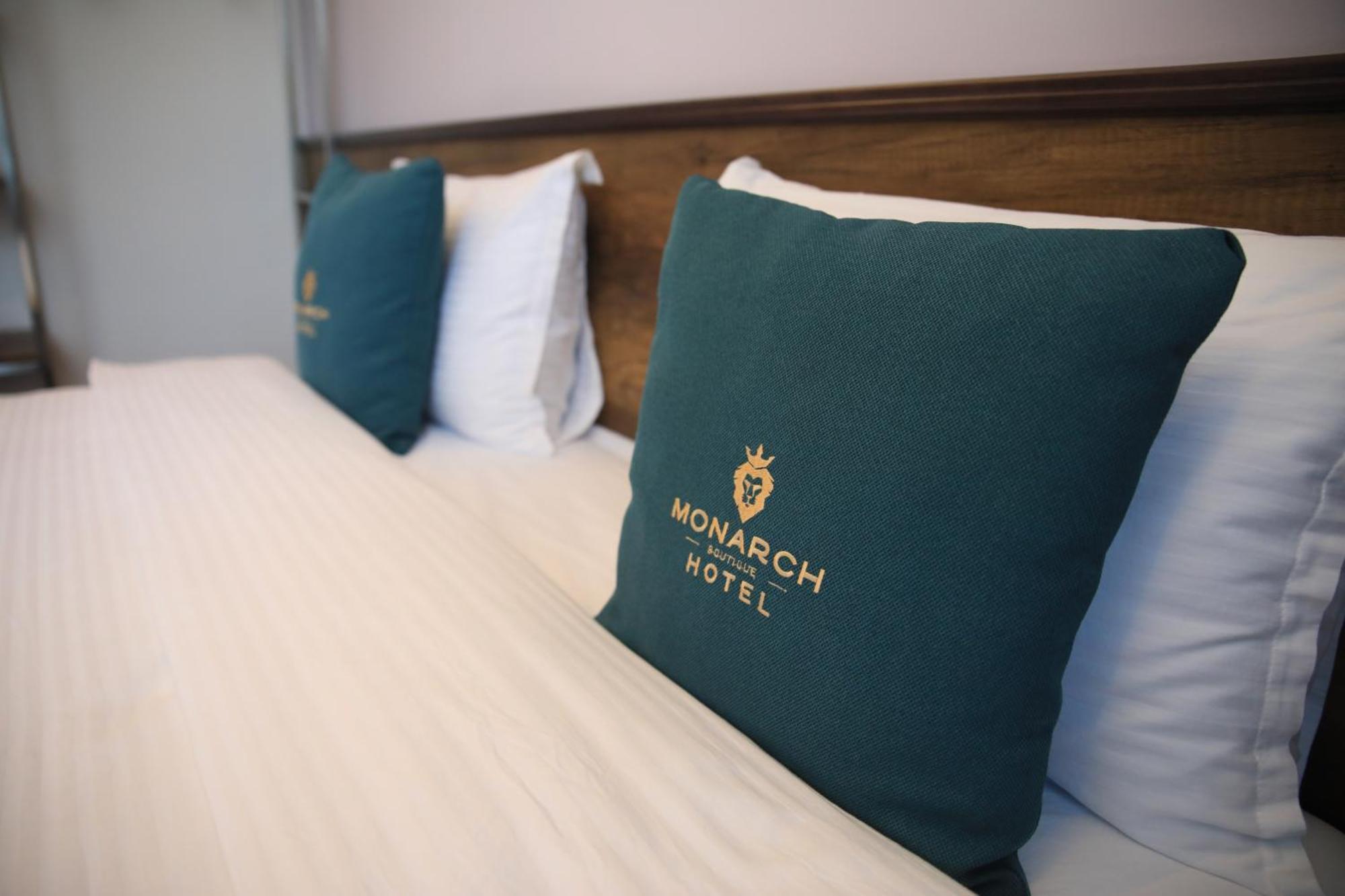 Monarch Hotel Prizren Kültér fotó