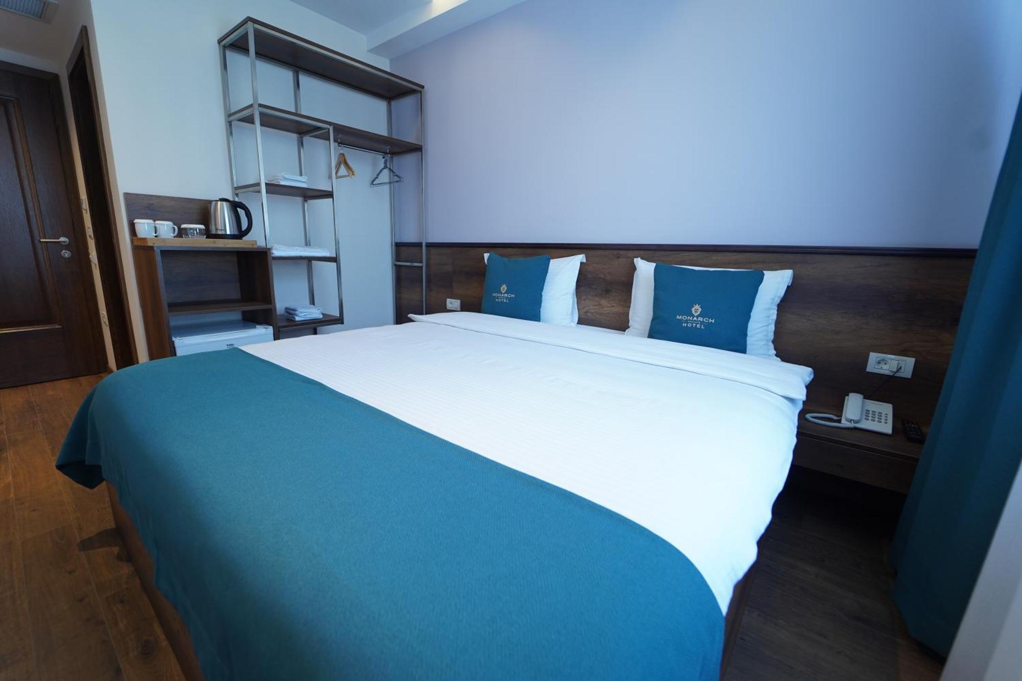 Monarch Hotel Prizren Kültér fotó